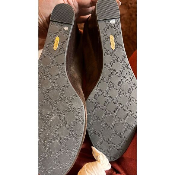 VIONIC BROWN SUEDE WEDGE HEELS SIZE 10 - Picture 9 of 9